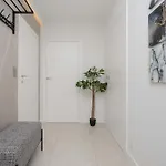 Elegant With Air Conditioning, Office And Underground Parking By Renters Prestige Apartment
