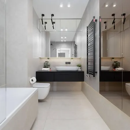 Elegant With Air Conditioning, Office And Underground Parking By Renters Prestige * Warszawa