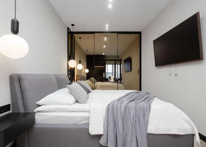 Apartman Elegant With Air Conditioning, Office And Underground Parking By Renters Prestige