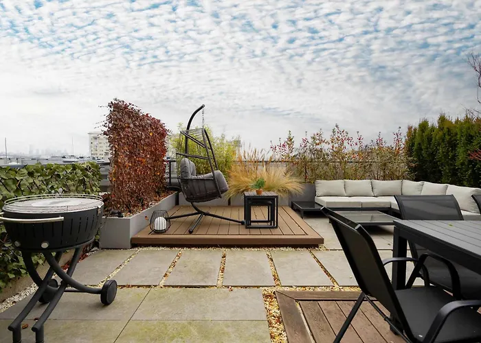 Apartman Elegant With Air Conditioning, Office And Underground Parking By Renters Prestige Varsó